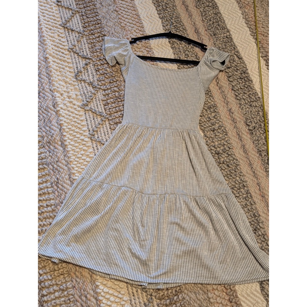 Caution to the Wind Grey White Striped Ribbed Wrap Mini Dress Small NWT - Picture 3 of 4